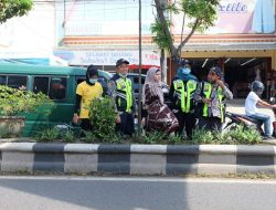 Komitmen Perjuangkan Aspirasi Rakyat, Jihan Hanifa Tinjau Jalan Rusak