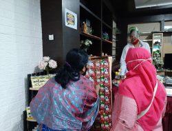 Bantu Serapan Hasil Bumi Kalsel, H. Aftahuddin Tergerak Menjadi Distributor Bumbu Kepik Merah
