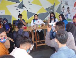 Gabungan Mahasiswa di Banjarmasin Deklarasikan Dukungan untuk Ibnu Sina-Arifin