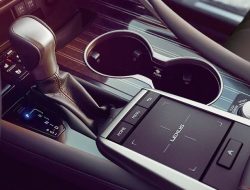 DPRD Kalsel Tidak Jadi Beli Mobil Lexus
