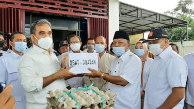 Sekjen DPP Gerindra Serahkan Bantuan Korban Banjir di Kabupaten Tanah Laut