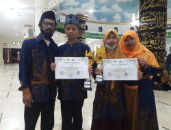 Dua Anaknya Menang Kaligrafi di MTQ Tanbu, Begini Cerita Perjuangannya