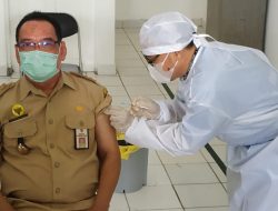 Seluruh Karyawan RSJ Sambang Lihum Divaksin