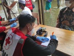 PMI Banjar, Cek Kesehatan Ke Warga Pasca Banjir