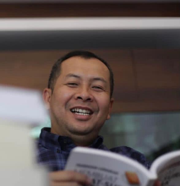 Hikmat Kurnia, Ketua IKAPI DKI Jakarta