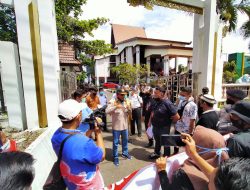 LSM KAKI Pertanyakan 20 IUP Ke DPRD Kalsel