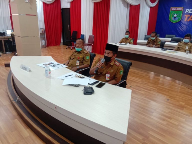 Kepala Dinas Perdagangan dan industri tanah bumbu