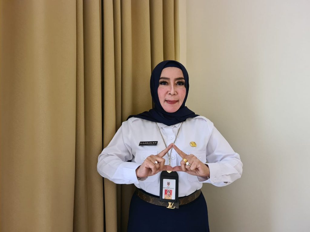 Kadispersip Kalsel, Hj Nurliani