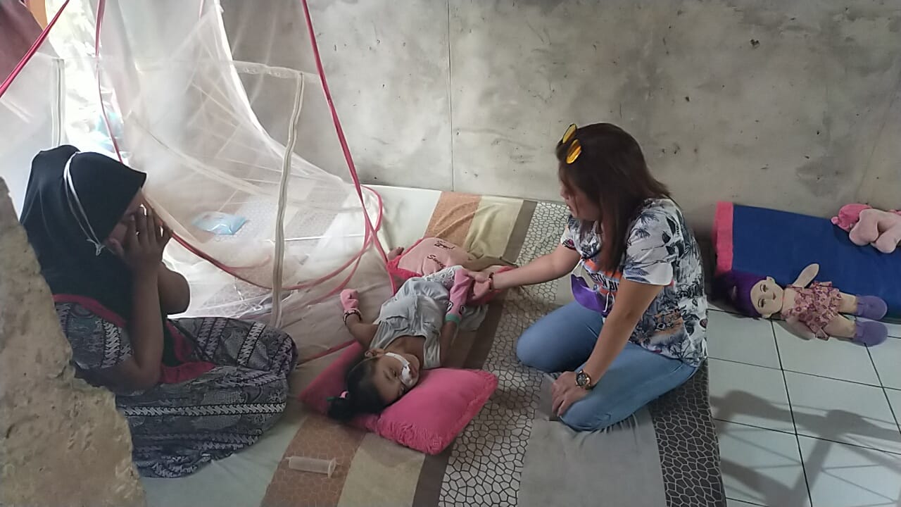 Tasya Penderita Kelainan Otak