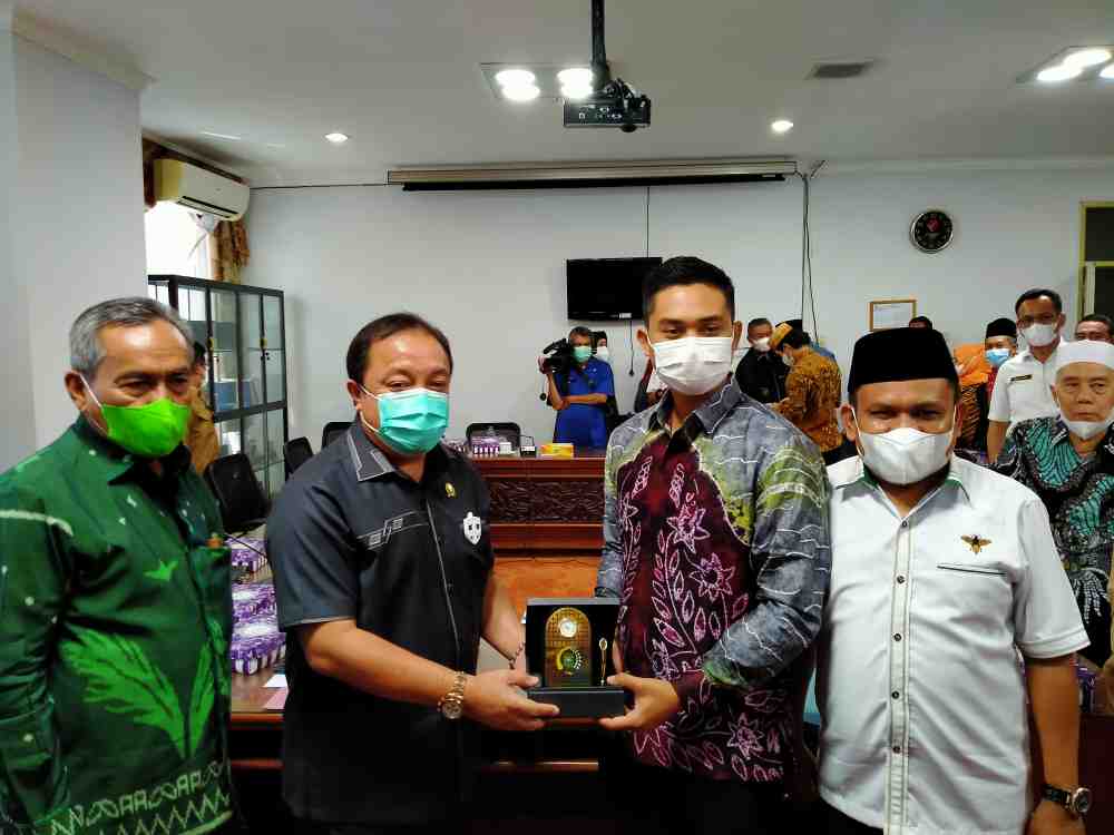 Dewan Tanbu Perjuangkan Dana Bagi Hasil Ke DPRD Kalsel