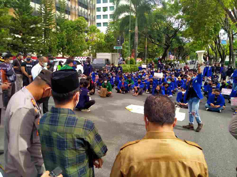 Mahasiswa Unjuk Rasa Lagi, Kecewa Penanganan Covid-19