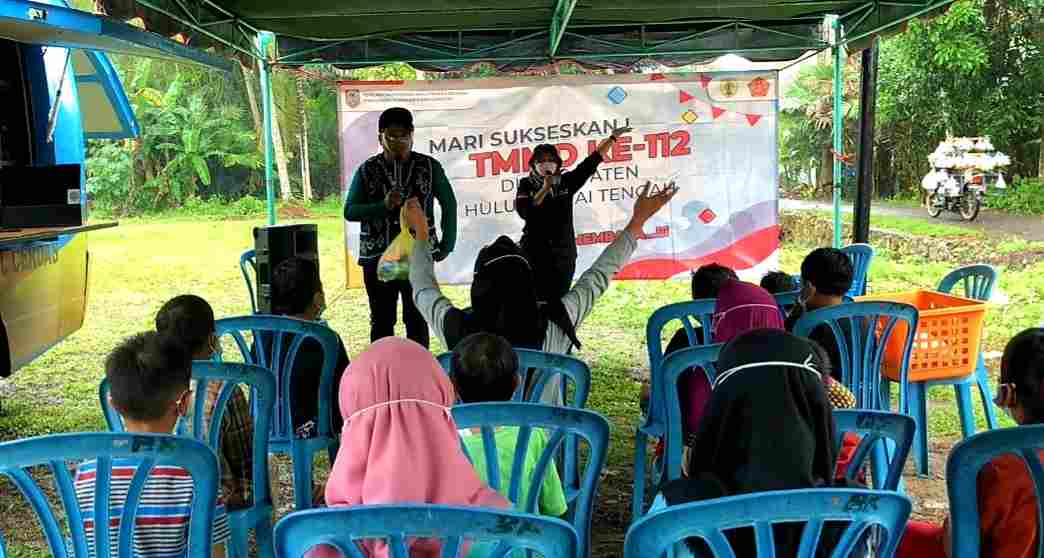 Gerak Cepat Dispersip Kalsel Ramaikan TMMD 2021 di HST