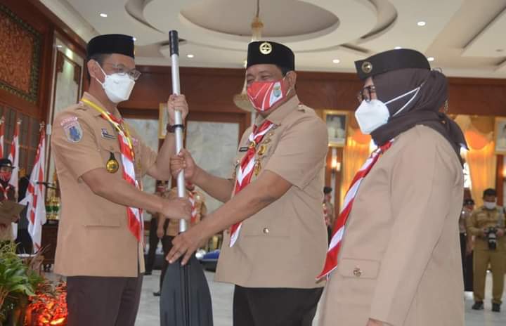 Batola Mendapat Bantuan Perahu Karet dari Pramuka Kalsel