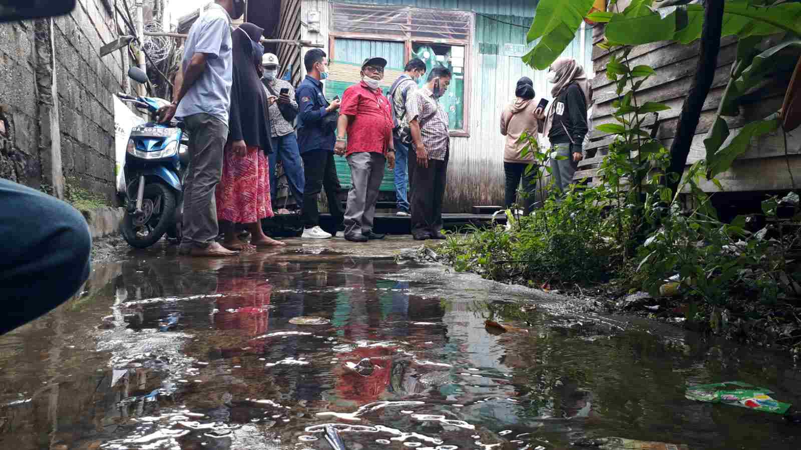 Carikan Jalan Keluar Permasalahan Warga, Saut Nathan Samosir Kunjungi RT 24 & 68 Pelambuan