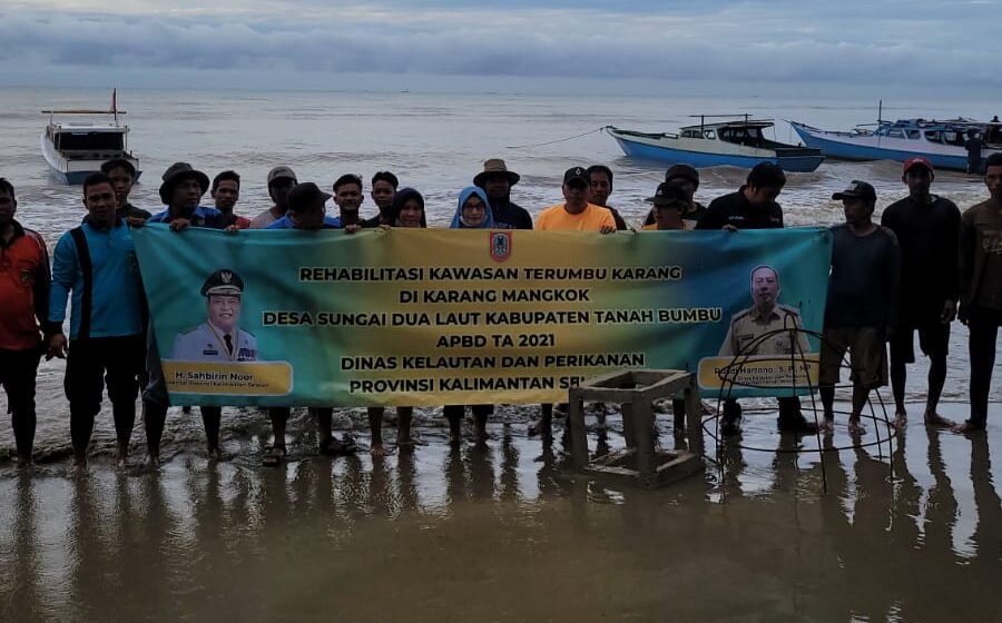 Rehabilitasi Terumbu Karang, Gubernur Kalsel Berikan Bantuan Kubah Besi & Kubus Beton 