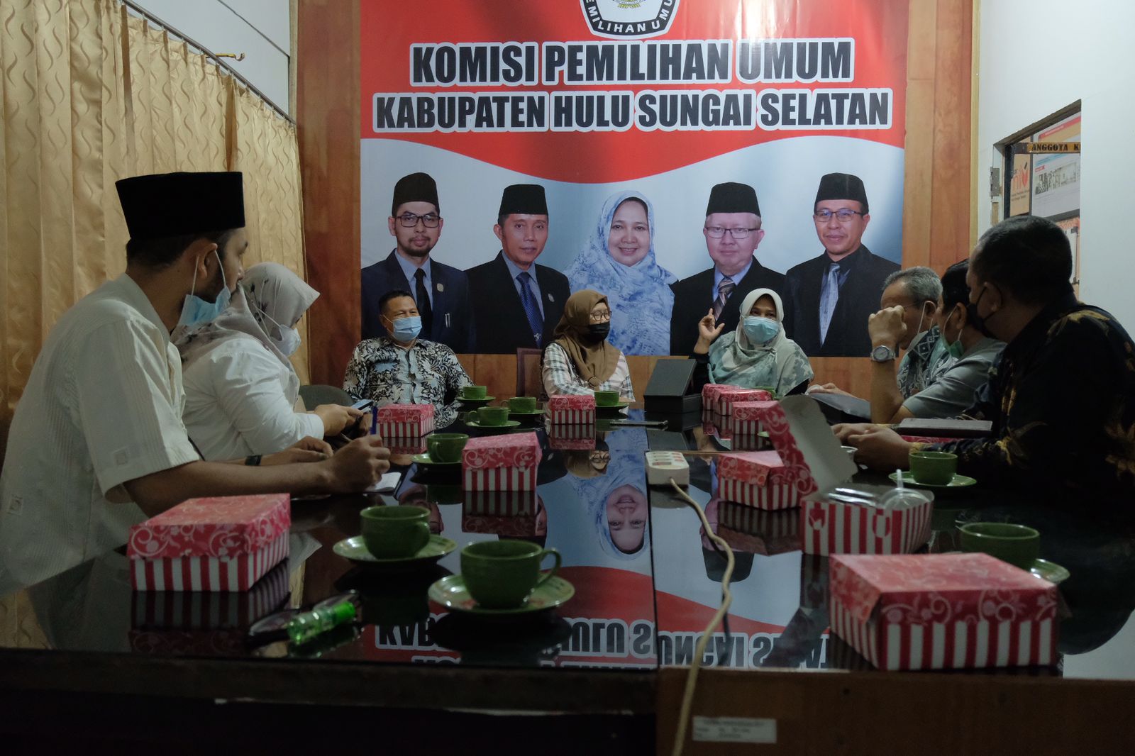 Komisi I Monitoring Ke KPU HSS , Pastikan Anggaran Pilkada 2024