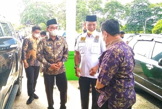 Diskusi Dengan Bupati Tanbu, Yani Helmi Bahas Tindak Lanjut Program Rehabilitasi Mangrove