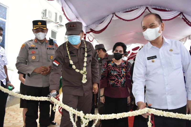 Dua Gedung Baru Kejari Kapuas, Diresmikan Bupati dan Kejati Kalteng