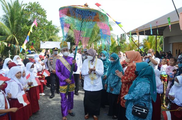 Bedah Rumah di Tabunganen Diresmikan Bupati Batola
