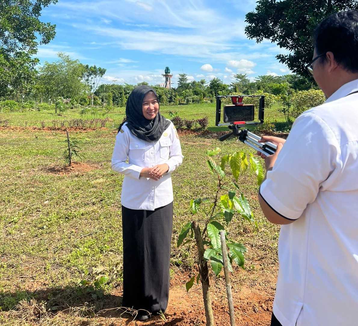 Kasi Pemanfaatan dan Pengembangan Kawasan Herlina Sari, S.Psi., M.Pd.,
