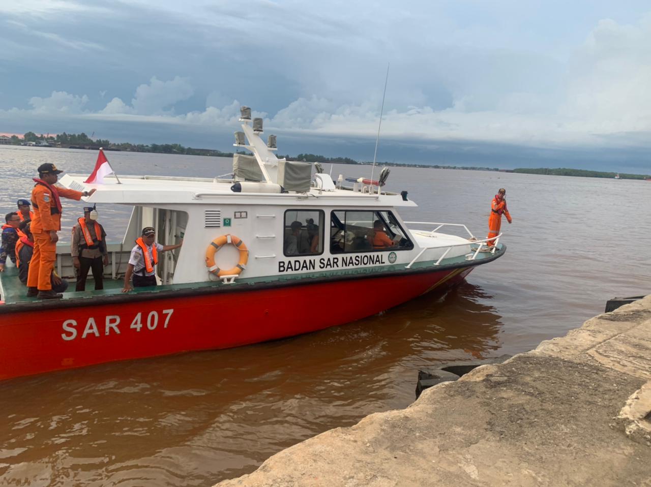 Mengapung 16 Jam, 7 dari 43 Korban Kapal Tenggelam di Selat Makassar Tiba Selamat di Banjarmasin