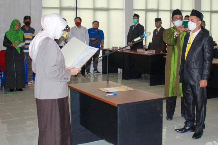Sabirin Dilantik Sebagai Kadisporbudpar Batola