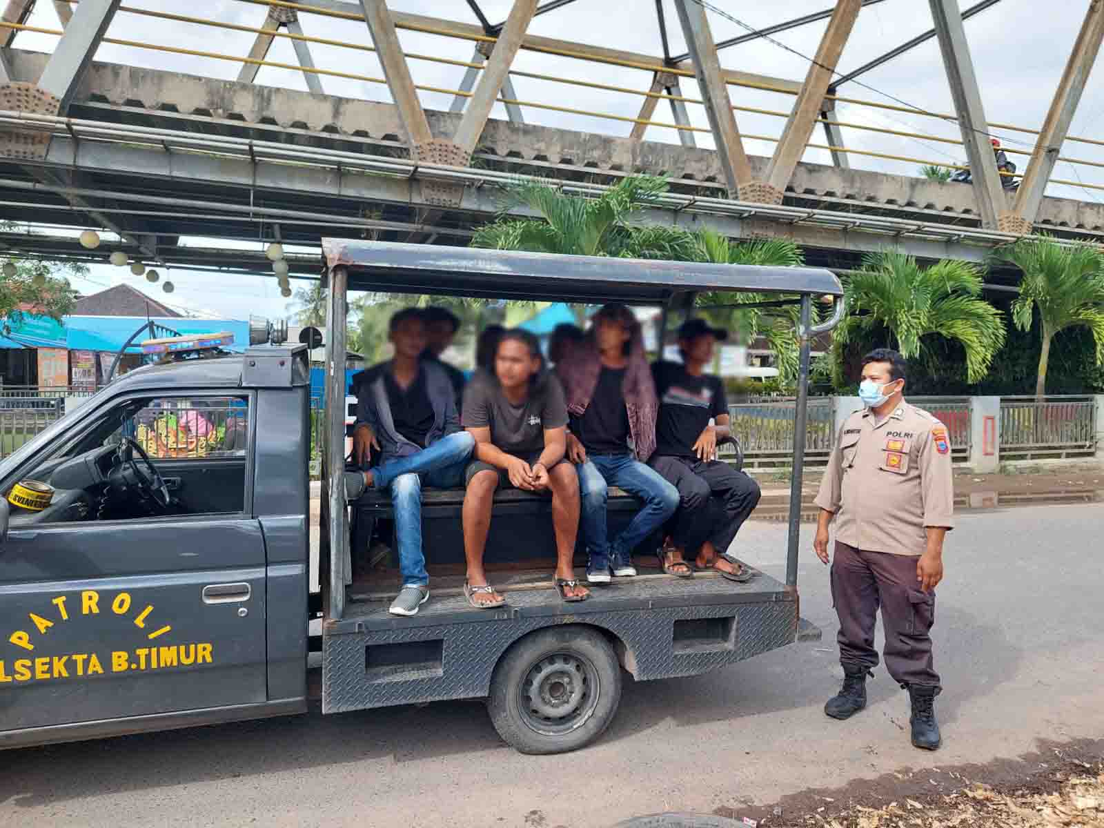Polsek Banjarmasin Timur Amankan 7 Pria saat Pesta Miras Oplosan