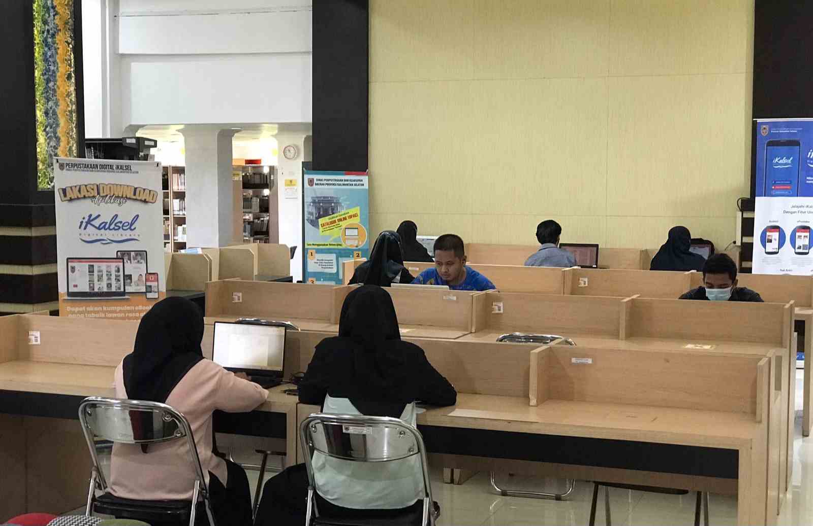 Di Awal Tahun Baru 2023, Perpustakaan Palnam Sudah Padat Pengunjung