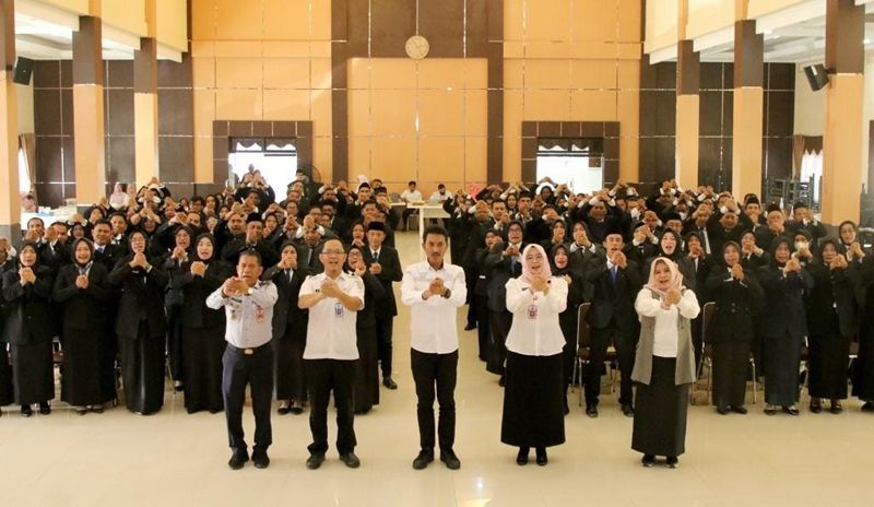 Pelantikan Kepala Sekolah Baru, Bupati Banjar: Harus Menginspirasi!