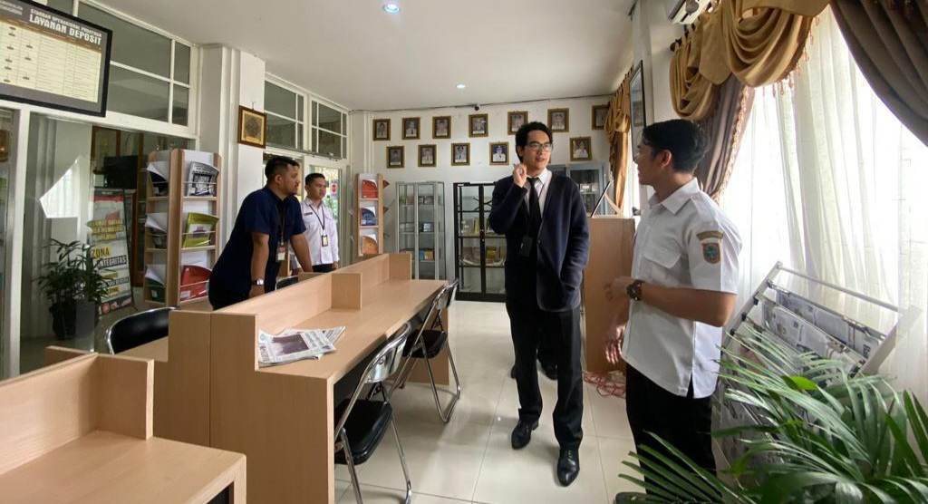 Persiapkan Peringatan Hari Dongeng Sedunia, Bidang Kehumasan BI Kalsel Bertandang ke Perpustakaan Palnam