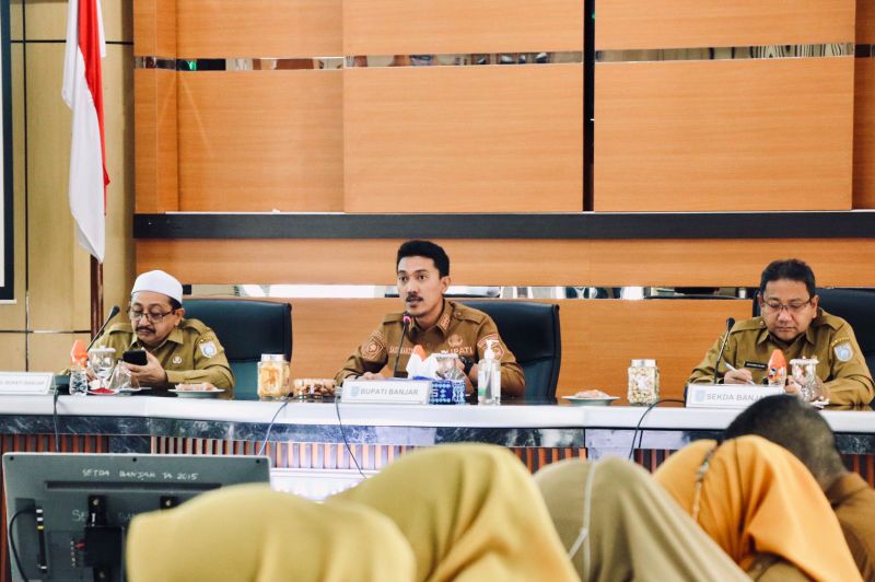 Bupati Inginkan Investasi Perizinan Usaha di Kabupaten Banjar Ditingkatkan