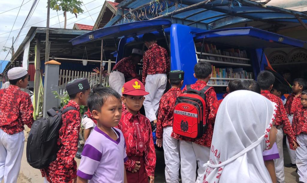 Serbu HSU, 4 Mobil Pusling Dispersip Kalsel Lakukan Promosi Minat Baca