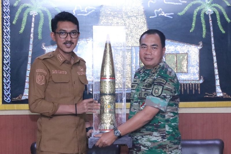 Pindah Tugas, Danrem 101 Antasari Pamit Dengan Bupati Banjar