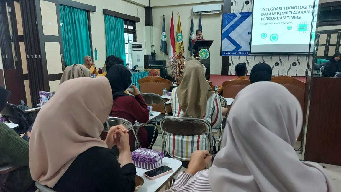 Maksimalkan Digitalisasi Pembelajaran, Fakultas Humaniora UNISM Hadirkan Prof. Ani Cahyadi