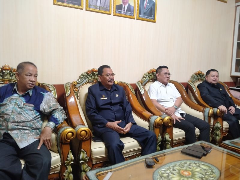 Pertahankan Laju Mesin Politik, Golkar Kalsel Terpaksa Nonaktifkan Andi Neni