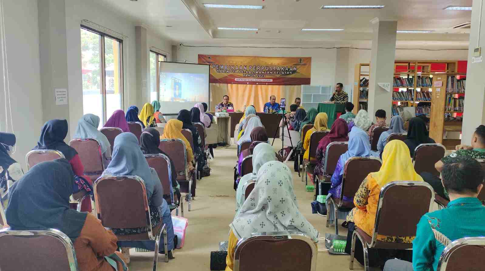 Sasar Kabupaten HST, Dispersip Kalsel Perkuat Peran Pengelola Perpustakaan untuk Peningkatan Minat Baca