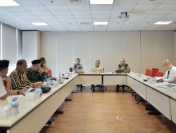 Komisi II Bersama Bank Kalsel Kunjungi Asbanda