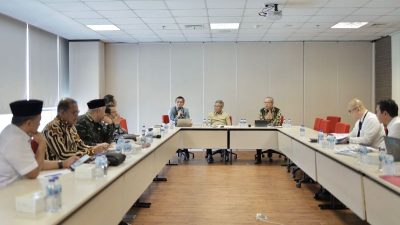 Komisi II Bersama Bank Kalsel Kunjungi Asbanda