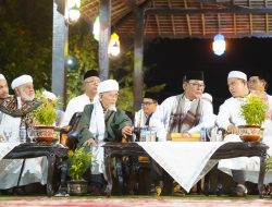 Paman Birin Bersama Jemaah Khusyuk Ikuti Kajian Jalan Menuju Pulang 9 bersama Abuya Arrazy Hasyim : Titian Shirotol Mustaqim