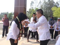 Penyambutan Hangat Kedatangan Pj Bupati Pulang Pisau Hj. Nunu Andriani