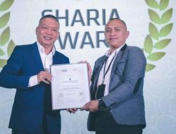Tunjukan Kinerja Tangguh, UUS Bank Kalsel Didapuk Penghargaan oleh Infobank