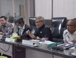 Warga Desa Kintap Bersengketa Sejak 2019 dengan PT KJW, Komisi II DPRD Kalsel: Mari Berhati Dingin