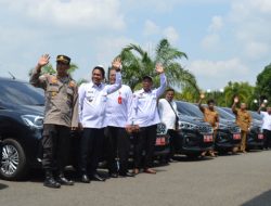 Salurkan 151 Unit Mobil Operasional Ke Setiap Desa, Bupati Balangan :Terobosan Tingkatkan Kinerja Aparatur Desa