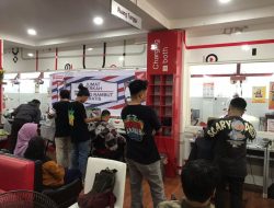 Ada Layanan Potong Rambut Gratis di Trio Motor Sampit Sambil Servis Motor
