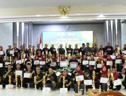 Penghujung Tahun 2023, Insan Pendidikan HST Dapat Apresiasi