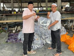 Pemprov Kalsel Bagikan 1,85 Ton Ikan Segar Untuk Dapur Umum Sukseskan Haul ke-19 Abah Guru Sekumpul