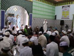 Pj Bupati Hj. Nunu Hadiri Peringatan Isra Mikraj dan Haul Guru Sekumpul di Musala Nurul Amin Desa Anjir Pulang Pisau