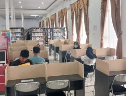 Penerima BSI Scholarship Diajak Wisata Literasi ke Perpustakaan Tendean