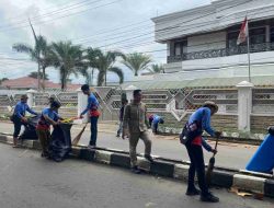 Usai Haul ke-19, Pegawai Dispersip Kalsel Bersih-bersih Kawasan Sekumpul