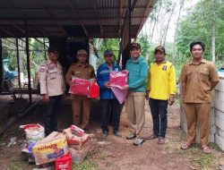 Pemkab Tanbu Bantu Korban Bencana Angin Puting Beliung Desa Marga Mulya